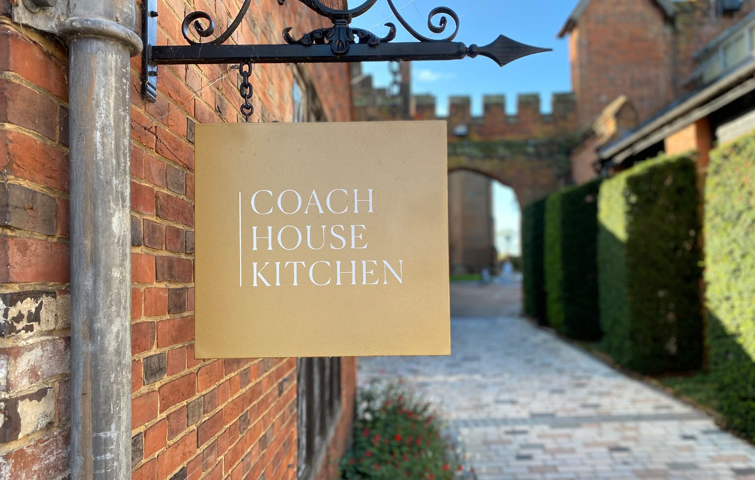 Coach House Kitchen - Branding & Website Design - Howl & Bray