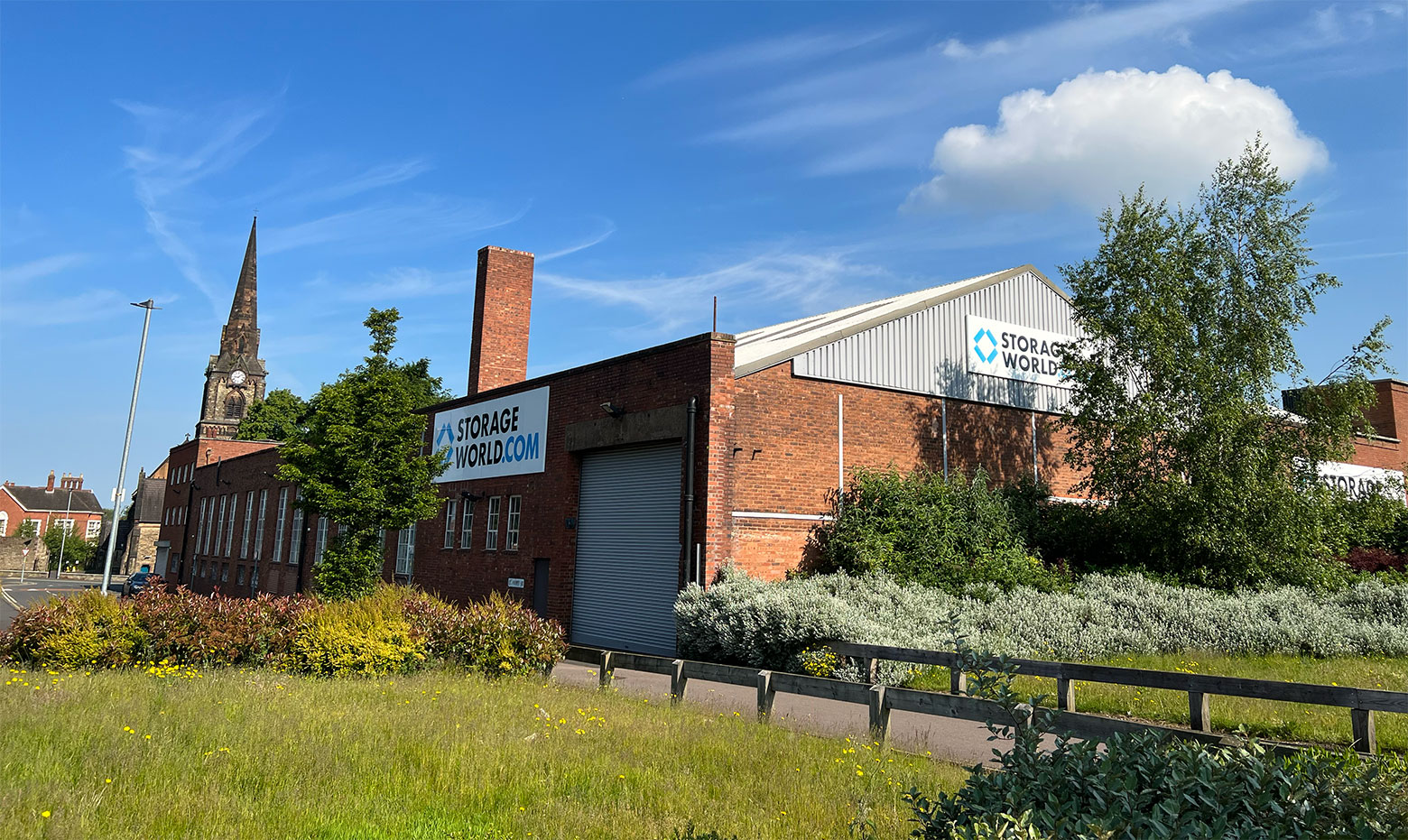 Storage World Branding & Signage - Howl & Bray